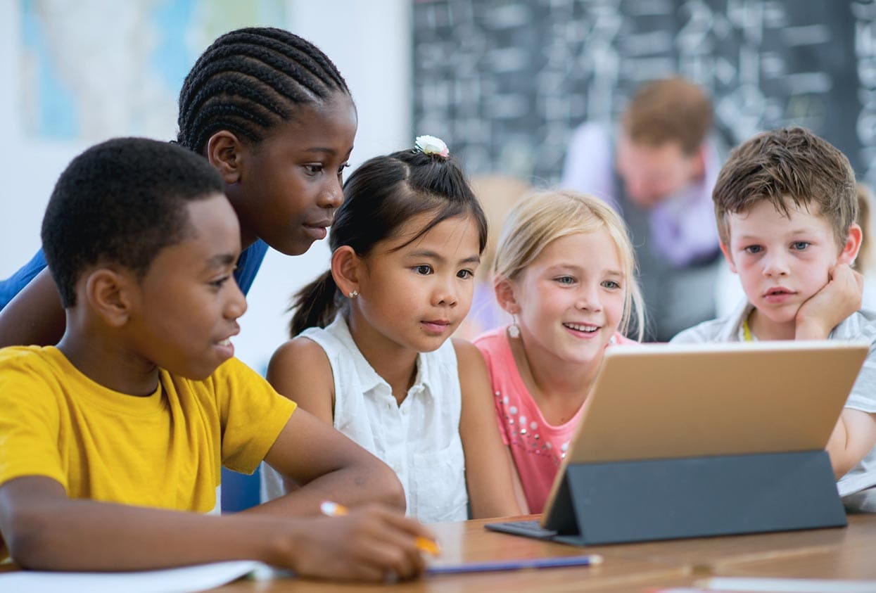 How Educators Can Modernize Their Classroom